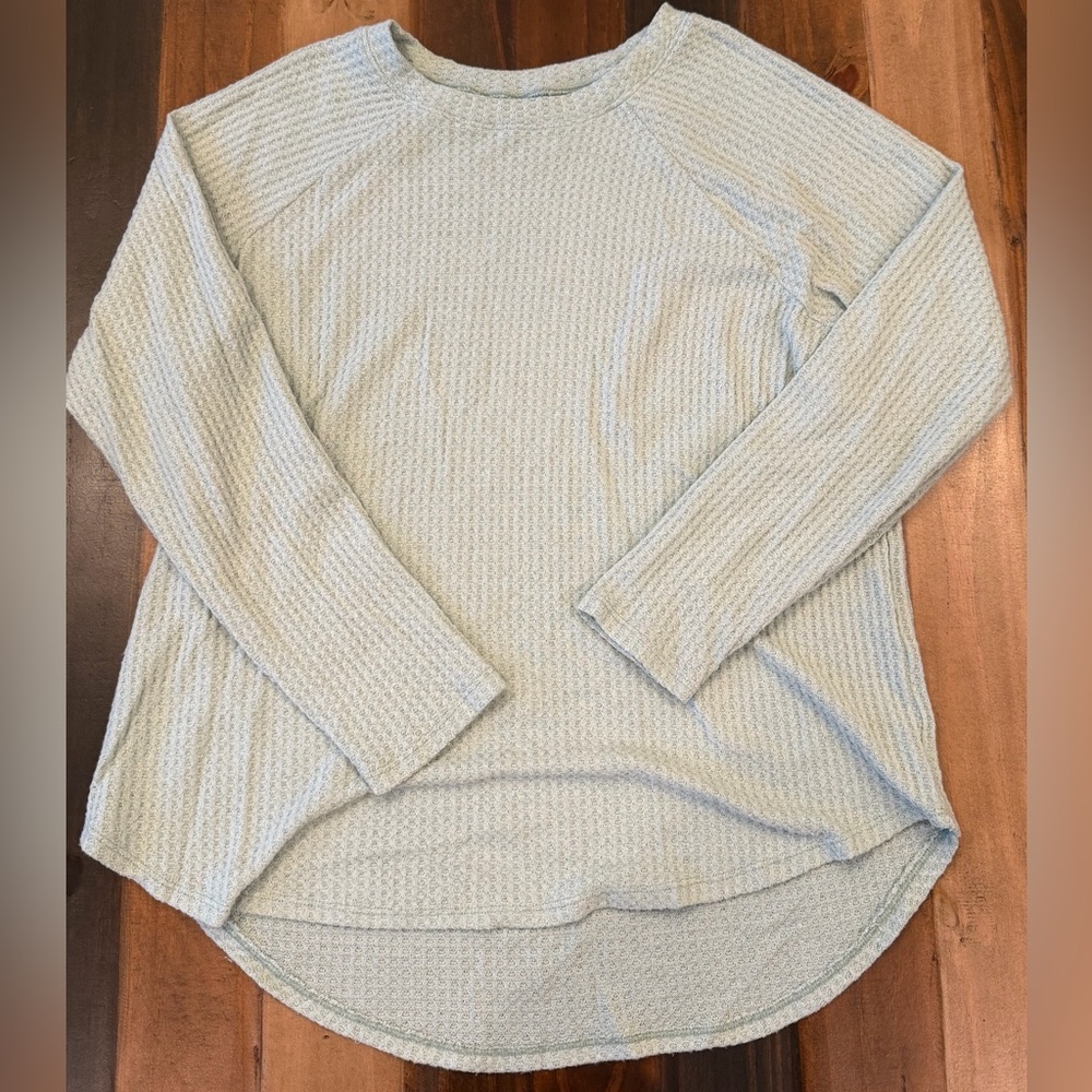 American Eagle Women’s Sweater